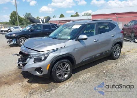 2023 Kia Seltos S из США, поврежденный, VIN KNDEU2AA1P7393134